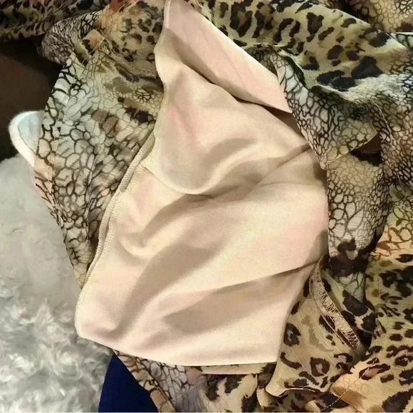 New Directions Mob Wife Women’s Small Brown/Tan Animal Print Palooza Pants - Picture 5 of 6